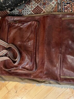 Men's Leather Travel Garment Travel Bag - Brown